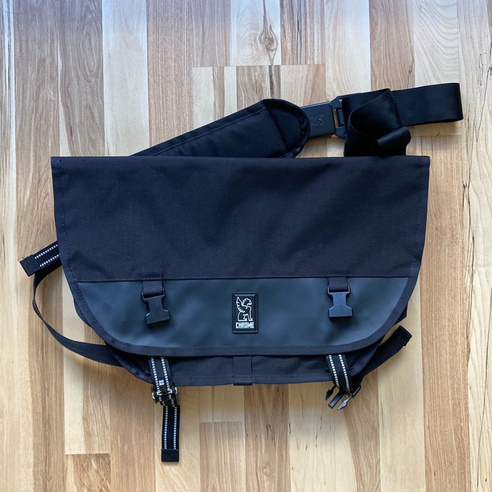 Chrome Industries Mini Metro Sling Messenger Bag